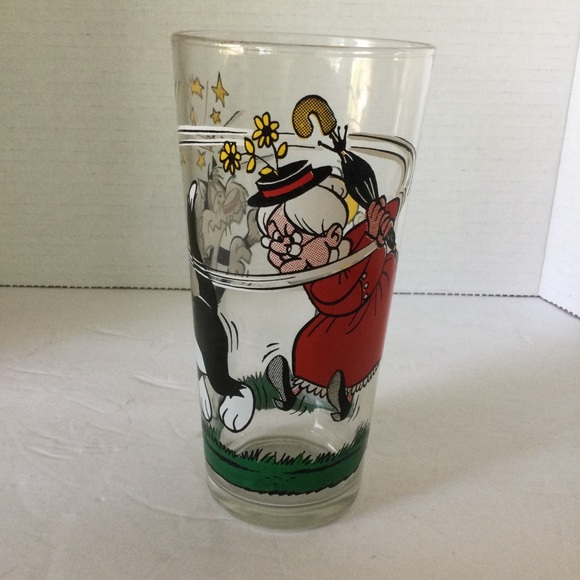 Pepsi Collector Series 1976 Warner Bros Granny Tweety Sylvester Glass VTG